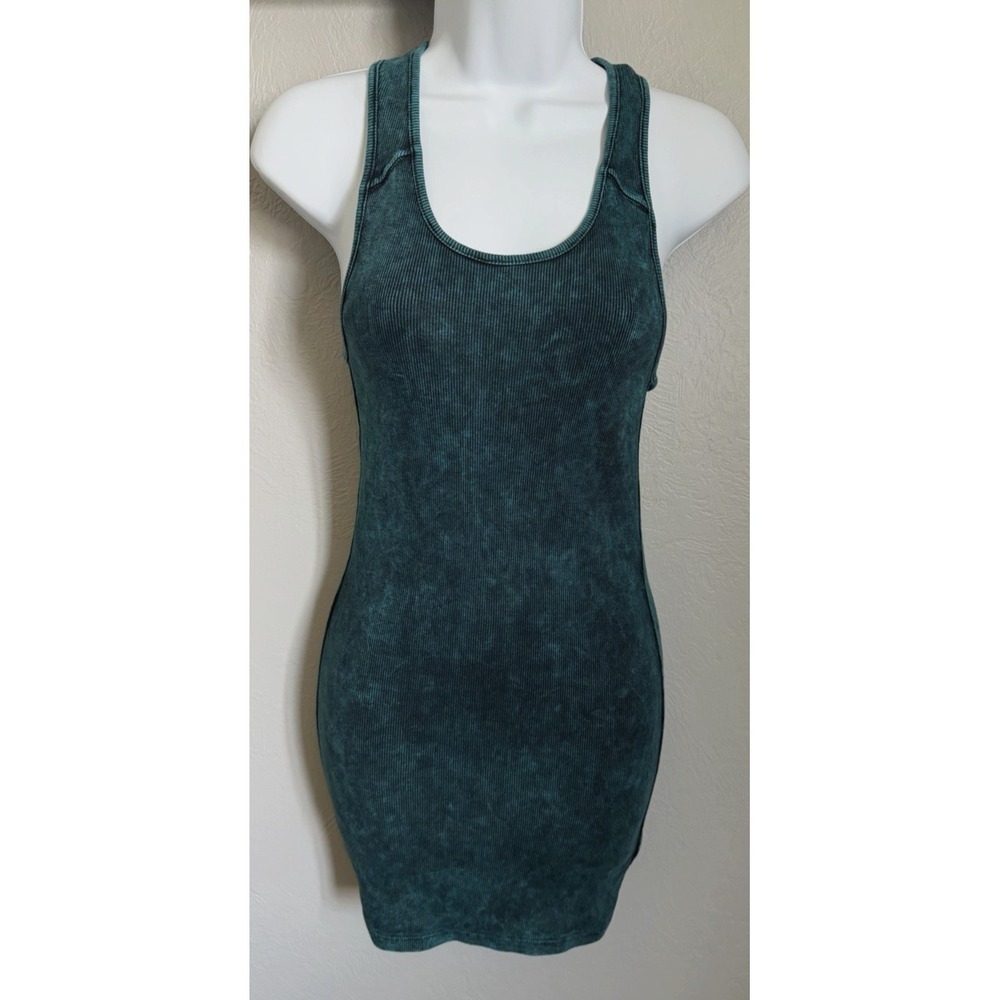 Silence + Noise Ribbed Dress Womens Size XS Green Scoop Neck Racerback Midi Slim